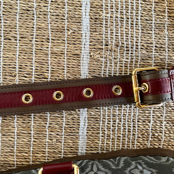 Louis Vuitton tote - Picture 5 of 7